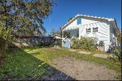 134 Sawyer Ln, Apalachicola FL 32320