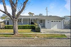 2100 Snowden Avenue, Long Beach CA 90815