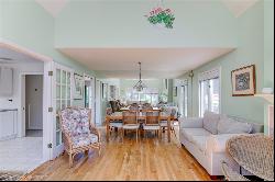 1 Ledge Road, Newport RI 02840