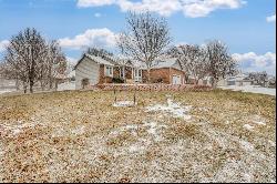 1424 N Briarwood Pl, Derby KS 67037