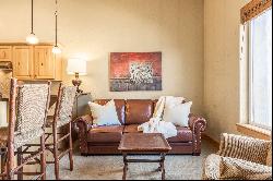 Spacious One-Bedroom Lockout at Silverado Lodge in Canyons Village, Easy Ski Acc