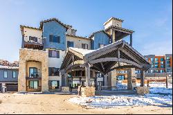 Spacious One-Bedroom Lockout at Silverado Lodge in Canyons Village, Easy Ski Acc