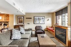 Beautiful 1 Bedroom Condo with Amazing Ski Access