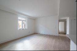 Flat, 2 bedrooms, for Sale