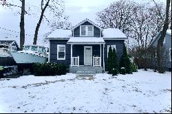 42 E Walnut Street,Islip, NY, 11751