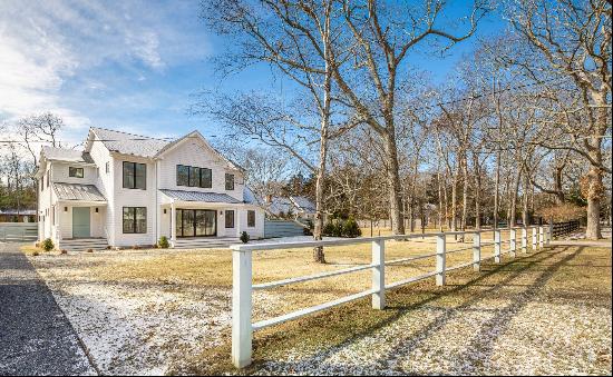 A Rare East Hampton Retreat