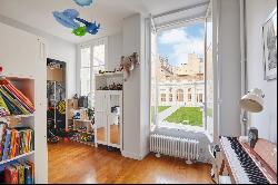 Sale - Apartment Paris 16th (Chaillot)