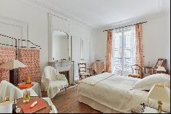 Paris 10th District – A bright 3-bed apartment