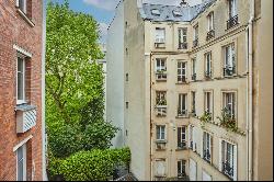 Paris 6th District –  An ideal pied a terre