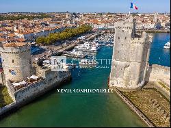 LA ROCHELLE - Architect-designed villa with guest house, garden and swimming pool