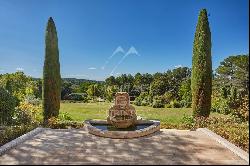 Magnificent Bastide in Provence in a sought-after area