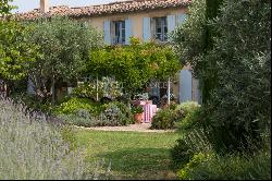 73 ha wine estate overlooking the Limoux valley with beautiful building and cellars