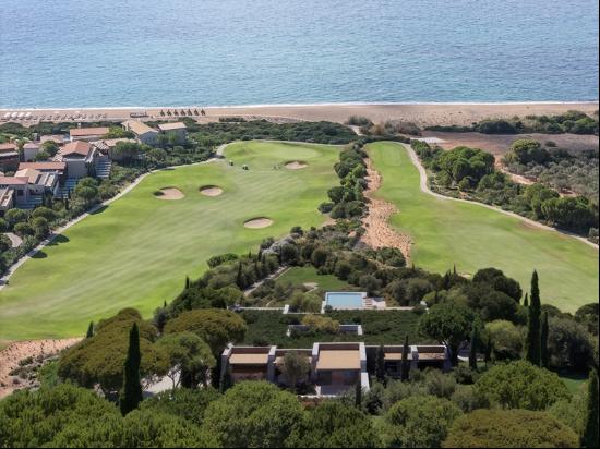 Beachfront Luxury, Costa Navarino 