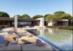 Beachfront Luxury, Costa Navarino 