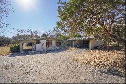 142 Royal Oaks Road, Kerrville, TX 78028