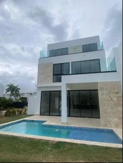 Fantastic villa for sale in Ca Cana Marina