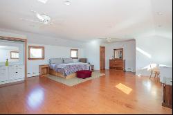 Spacious & Bright with Pine floors Just outside of EHV