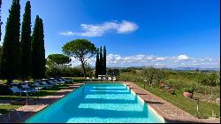 Borgo with villas, pools, olive grove, Castiglione del Lago - Umbria