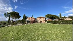 Borgo with villas, pools, olive grove, Castiglione del Lago - Umbria