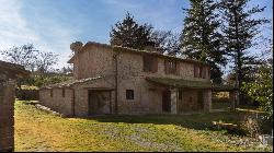 Casale with portico, pool and annexes, Citta della Pieve - Umbria