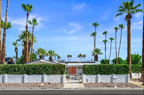 Large Mid-Century Modern Home On A Corner Lot