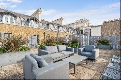 Serviced apartment with Hyde Park views