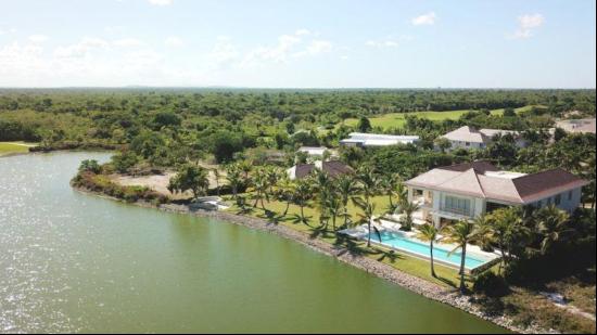 Exclusive Villa for sale in Punta Cana Resort