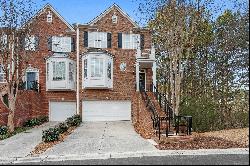 End Unit Townhome in Sought After Highlands View