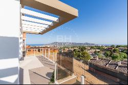 Stunning Semi-Detached Villa in La Nucia - A Modern Home in a Sc, Benidorm 03501