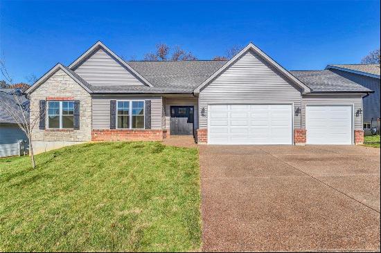 629 Castle Ridge Drive, Wentzville MO 63385