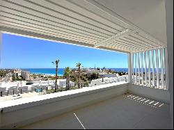 Stunning Corner Apartment with Unmatched Views in Bolnou, Villaj, Villajoyosa 03570