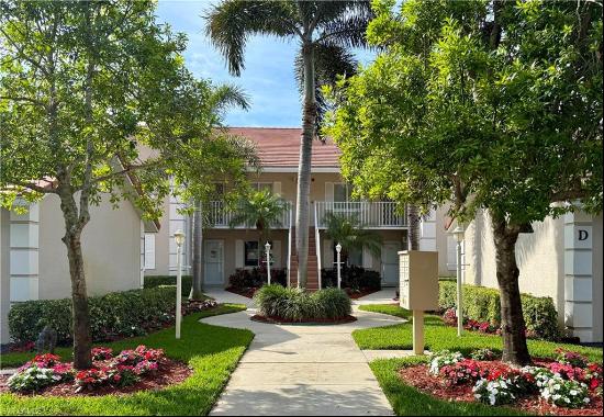 7145 Dennis Cir Unit D104, Naples FL 34104