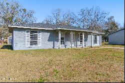 2871 Gardendale Avenue, Gautier MS 39553