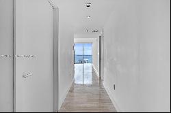 1451 Brickell Ave Unit 1801, Miami FL 33131