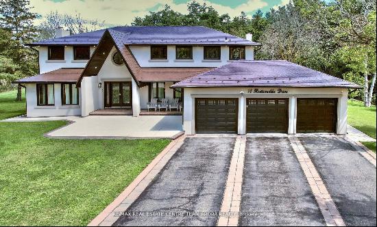 14 Huttonville Drive, Brampton ON L6X0C1