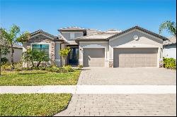 1381 Birdie Dr, Naples FL 34120