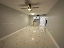 453 SW 2nd St Unit 402D, Miami FL 33130