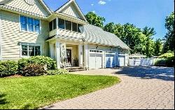 97 Forest Glen Rd, Longmeadow MA 01106