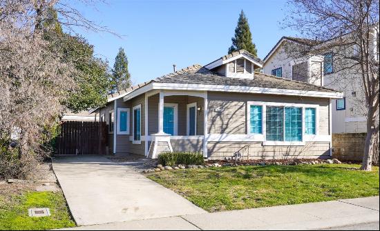 422 slocum Dr, Folsom CA 95630