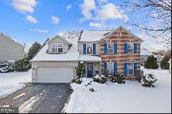 40 Oak Knoll Circle, Lebanon PA 17042