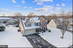 40 Oak Knoll Circle, Lebanon PA 17042