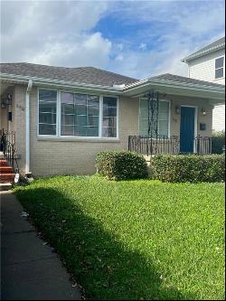 6918 General Diaz Street, New Orleans LA 70124