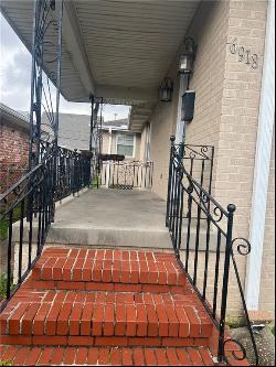 6918 General Diaz Street, New Orleans LA 70124