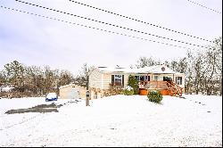 205 Sagerville Ln, Penn Twp - Wml PA 15636