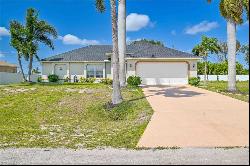 1214 NE 14th Pl, Cape Coral FL 33909