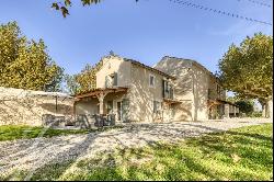 L'Isle-sur-la-Sorgue - Fully renovated farmhouse in the countryside