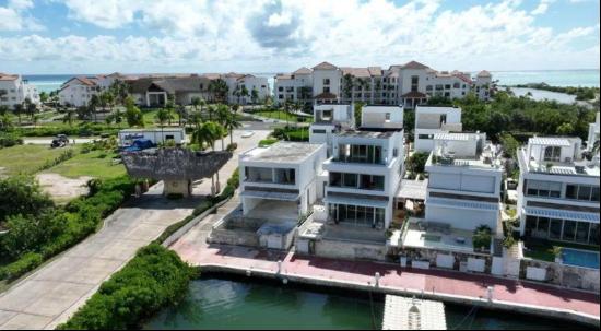 Moderna Villa for sale in Marina Cap Cana