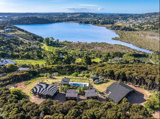 1a O'brien Road, Omiha, Waiheke Island