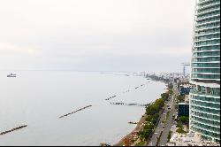 Three Bedroom Penthouse in Neapolis area of Limassol