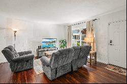 Charming Condo Near UNR